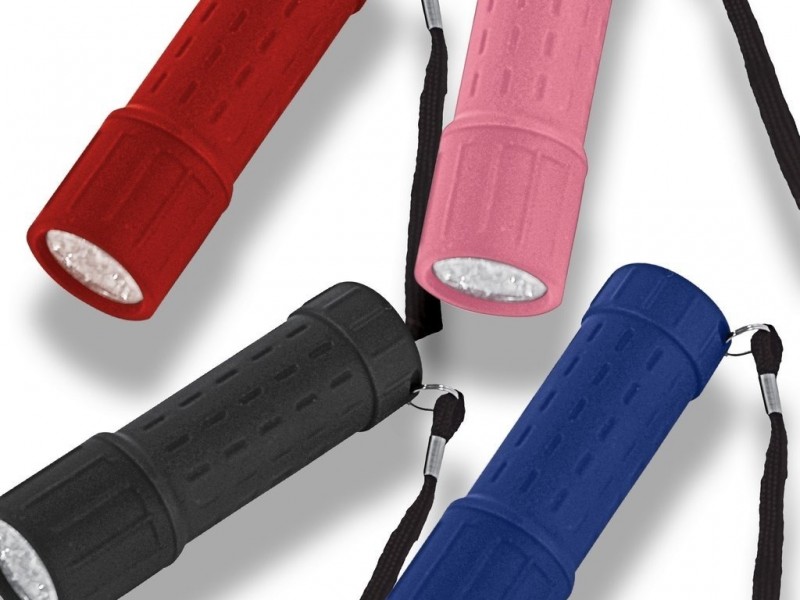 LINTERNA ONSET IT1800